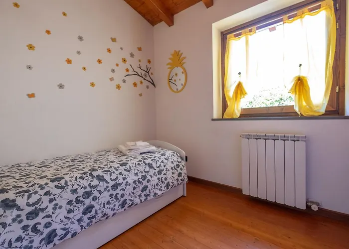 Happy Guest Apartments - Lake & Green Oasis