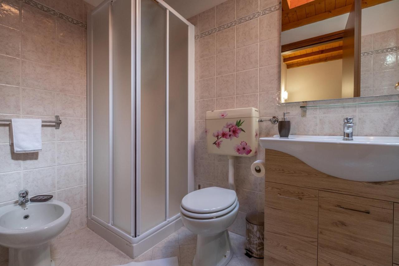 Apartment Happy Guest - & Oasis Riva di Solto